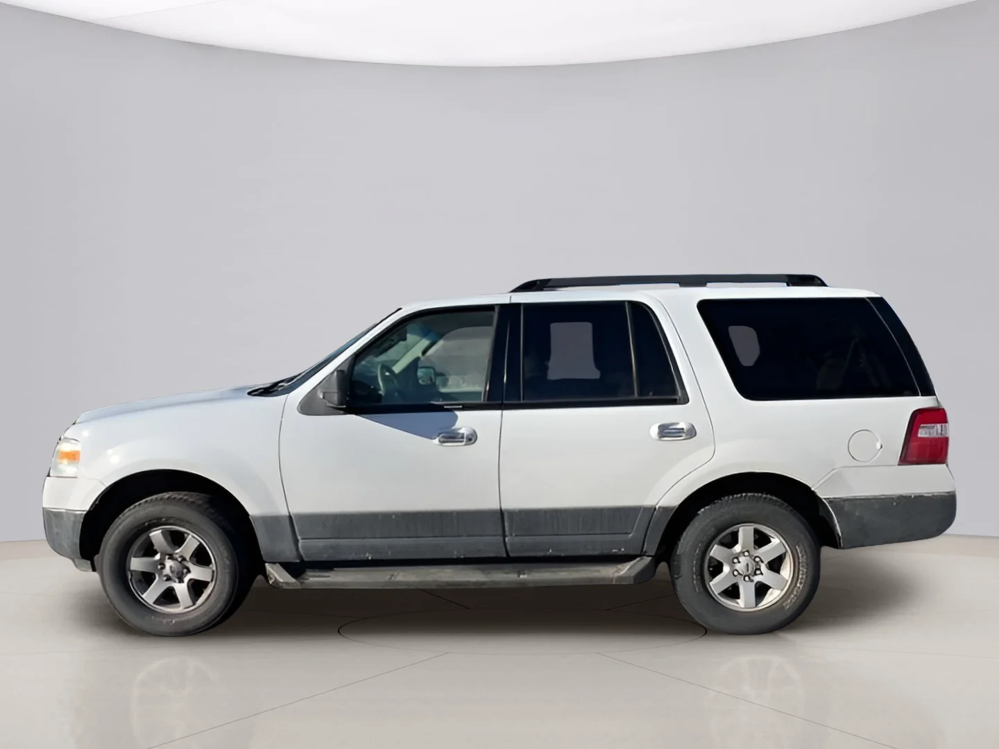 Used 2011 White Ford XLT image 5