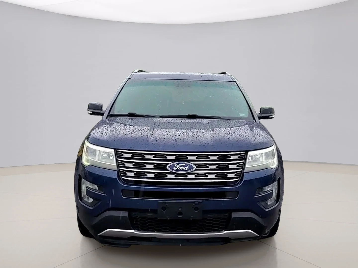 Used 2016 Blue Ford LIMITED image 2