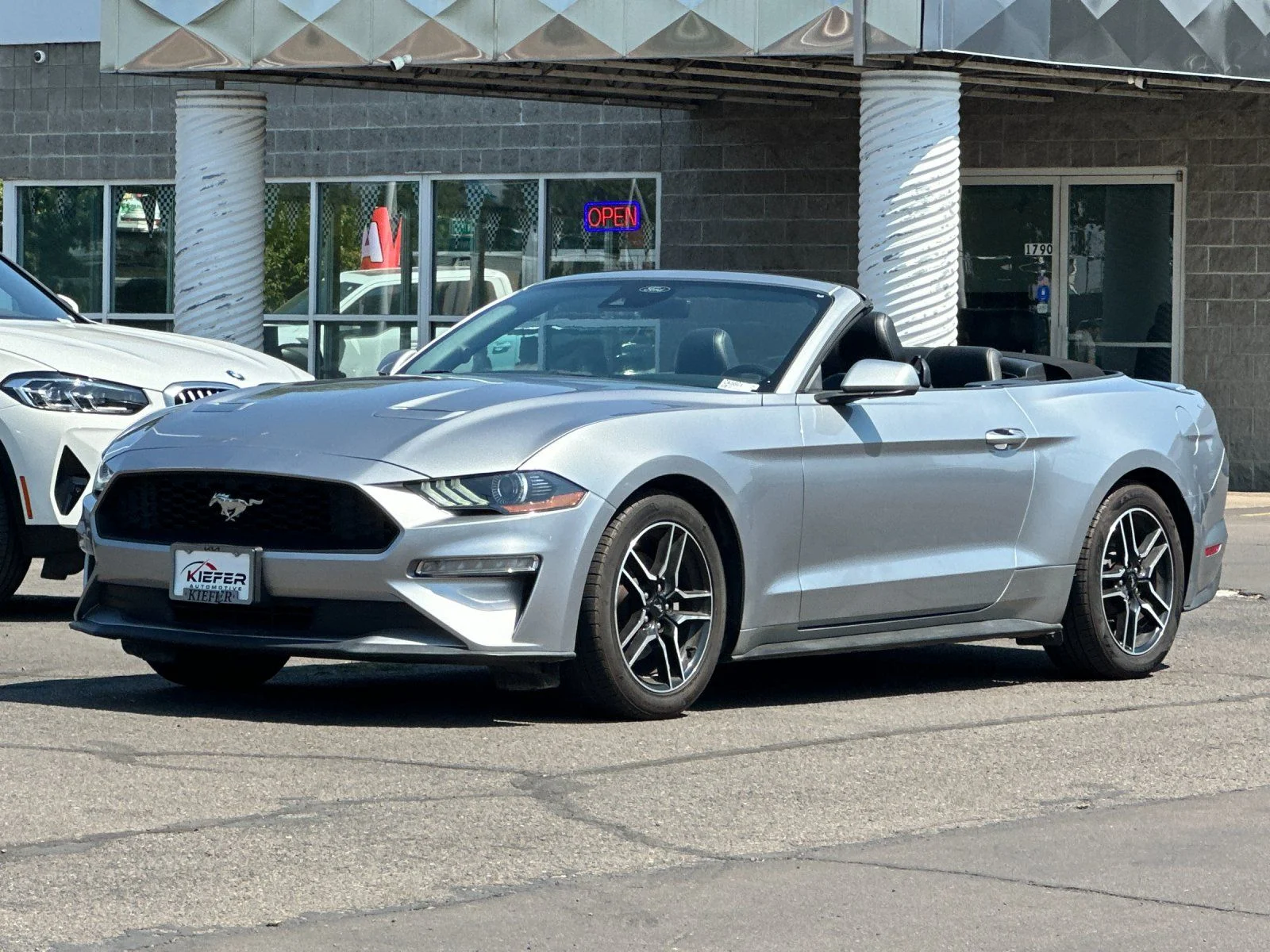 2023 Ford Mustang EcoBoost Premium - Photo 8