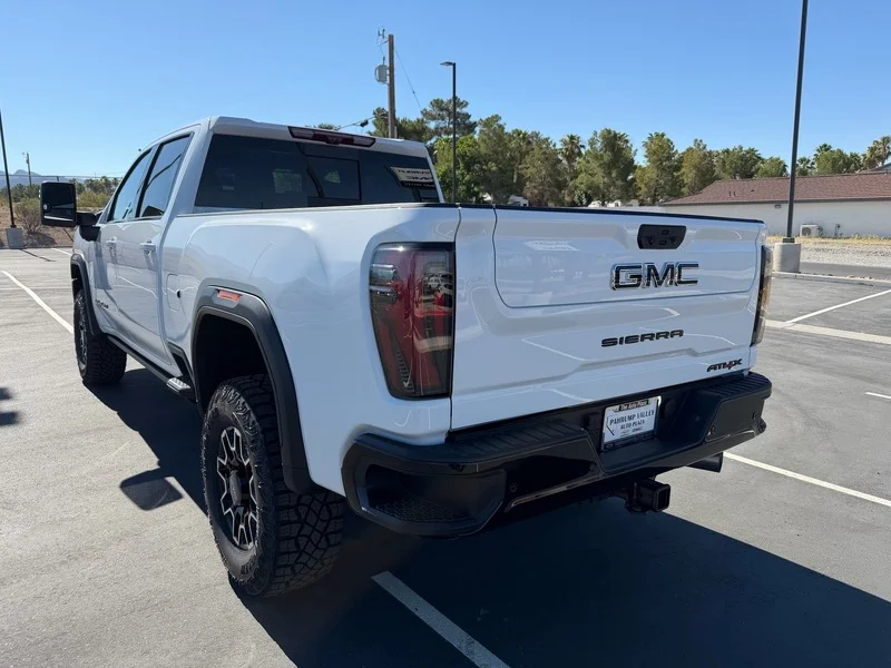 New 2026 Summit White GMC AT4X image 5