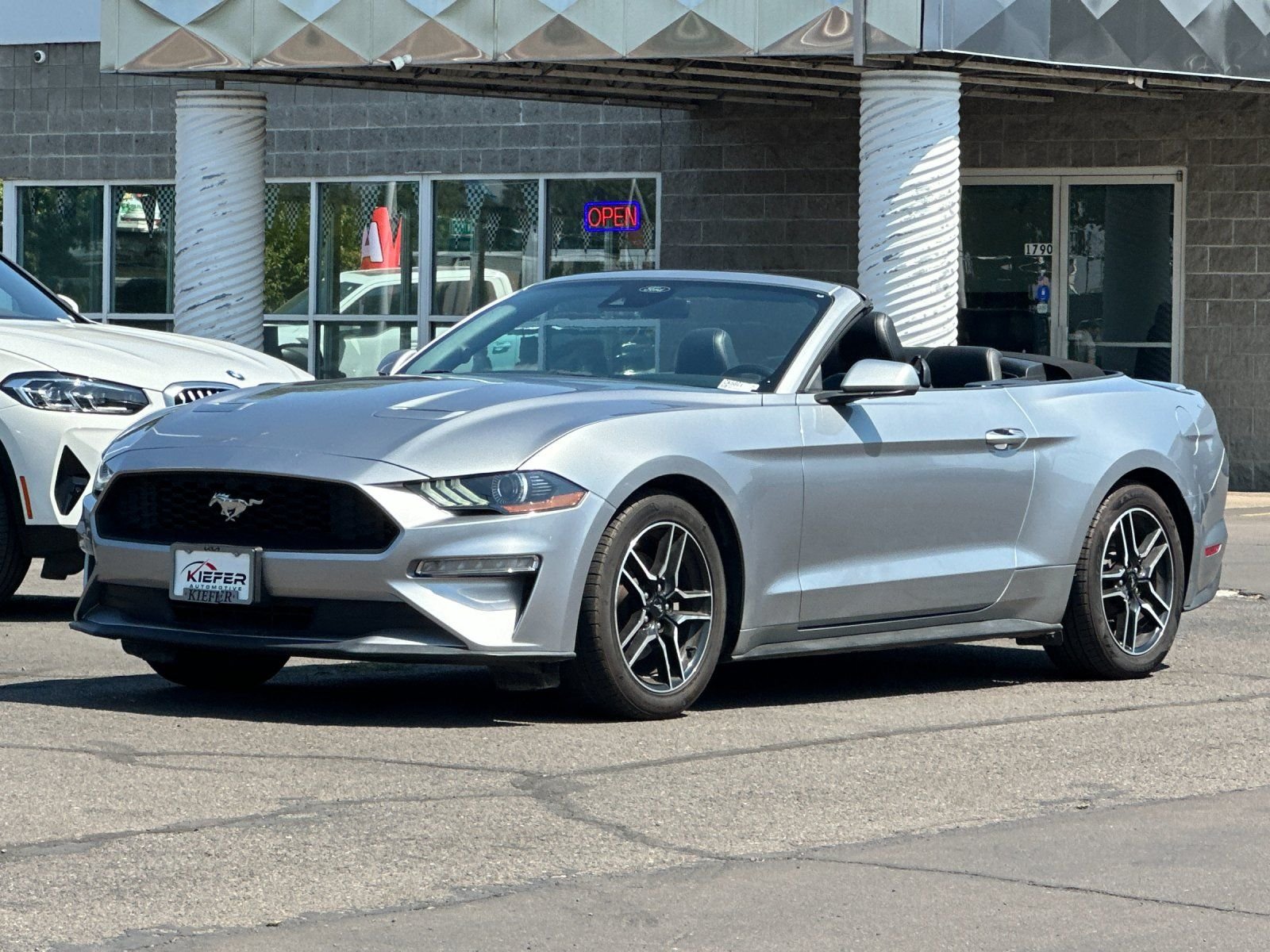 2023 Ford Mustang EcoBoost Premium - Photo 8