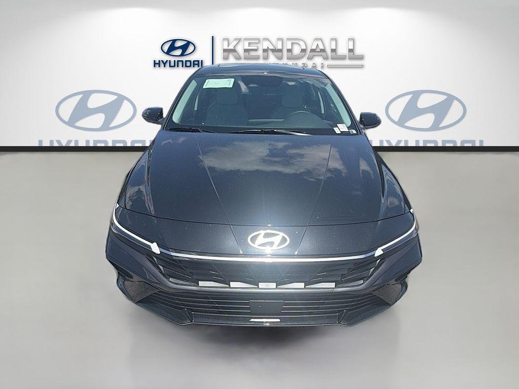 New 2026 Abyss Black Hyundai Limited image 2