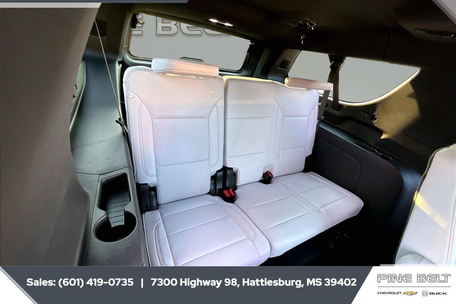 New 2026 Polar White Tricoat Chevrolet Premier image 21