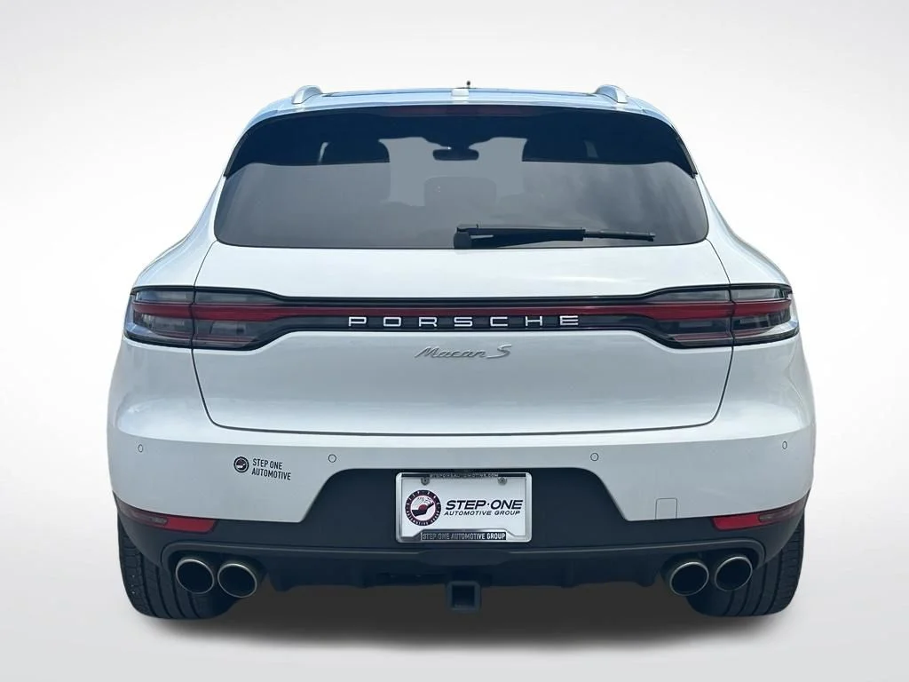 Used 2020  Porsche S image 5