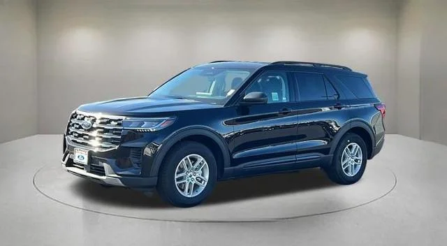 New 2026 Agate Black Metallic Ford Active image 2
