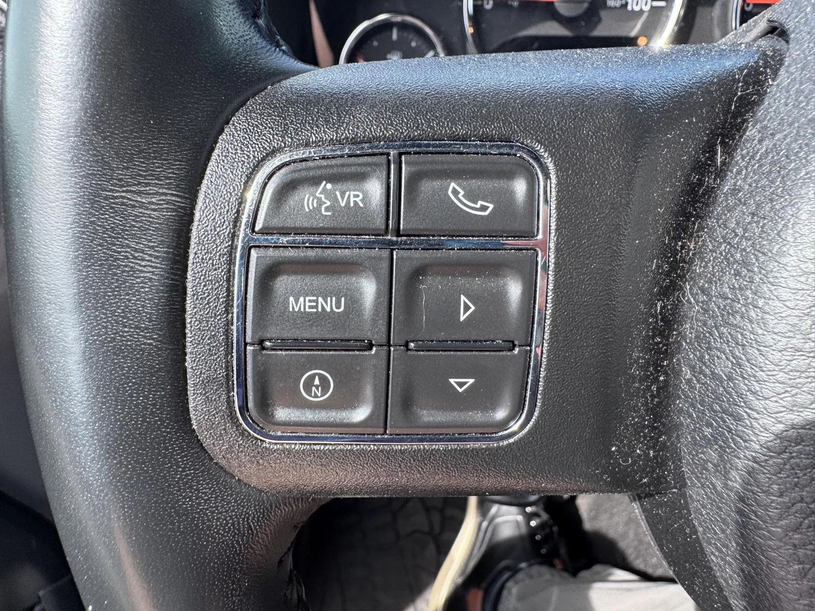 Used 2017 Billet Silver Metallic Clearcoat Jeep Sahara image 12