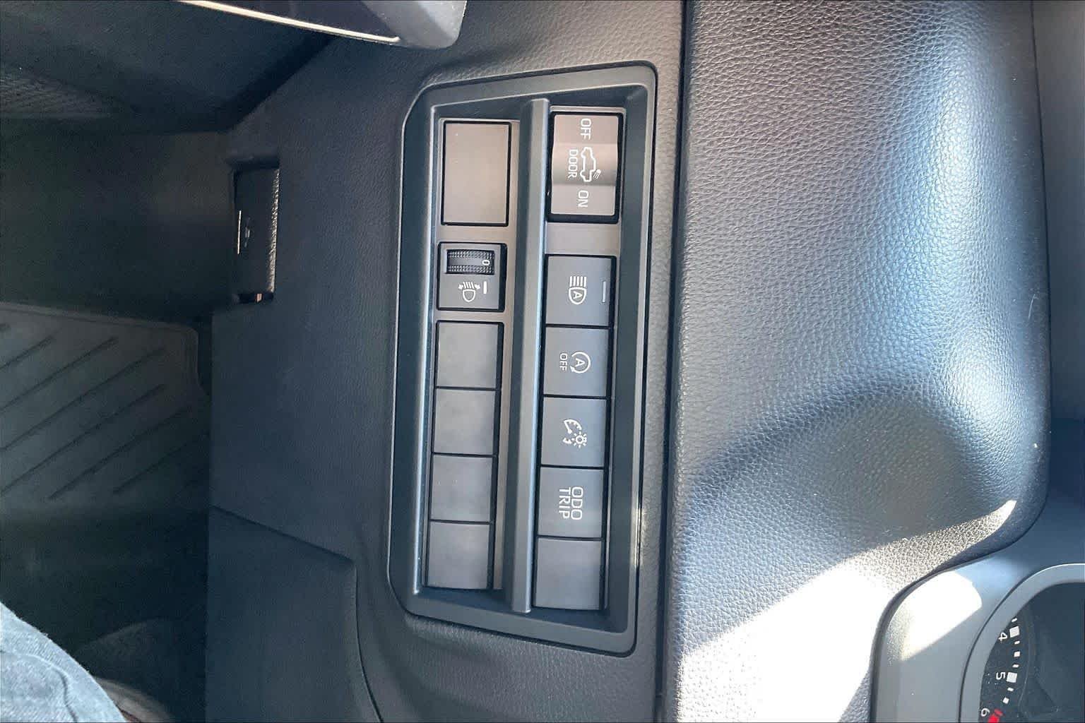 Used 2022 Magnetic Gray Metallic Toyota SR5 image 32