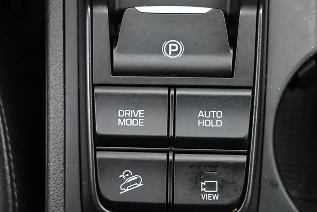 Used 2020 Green Hyundai Ultimate image 26