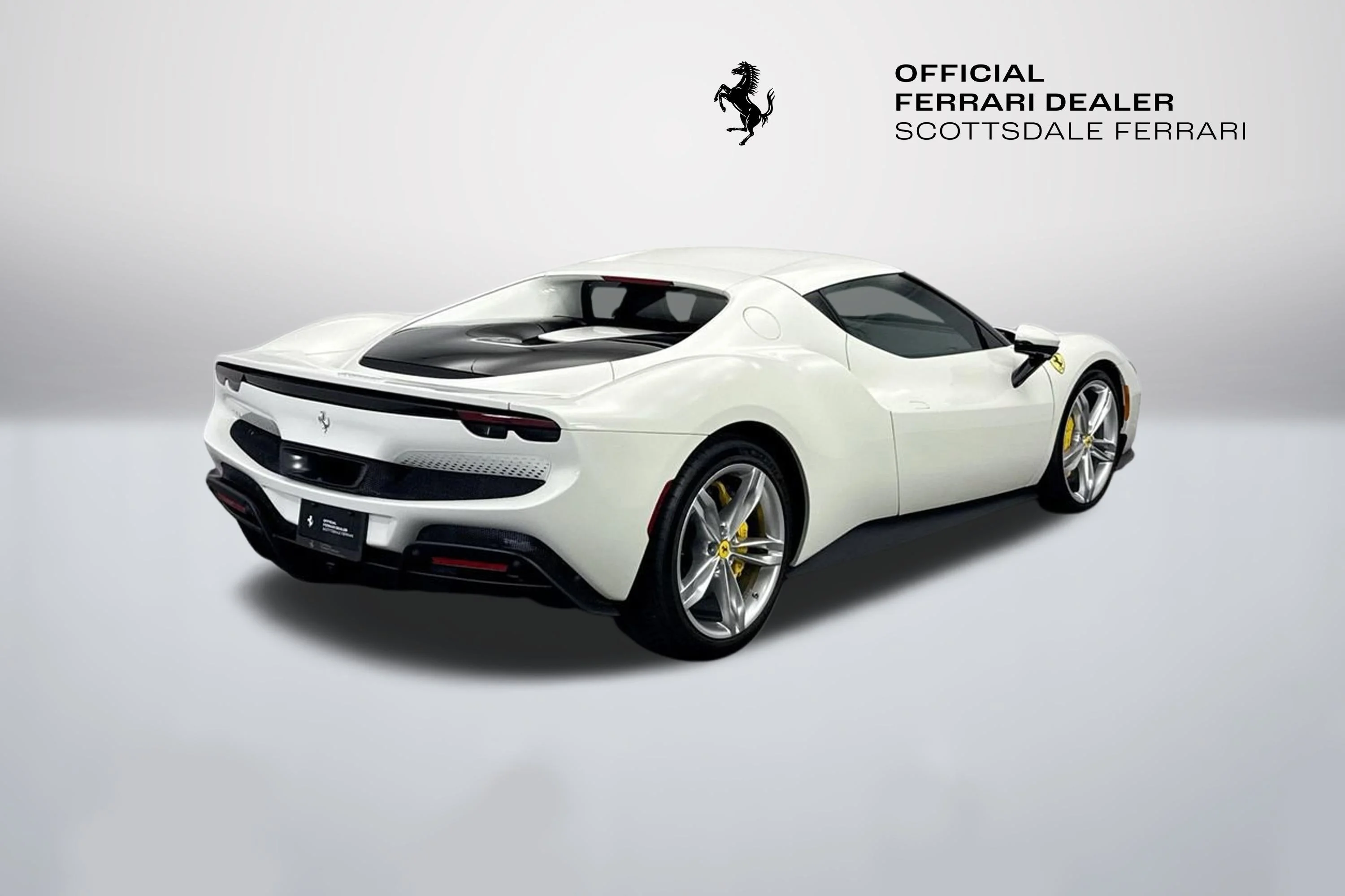 Used 2025 Bianco Avus Ferrari  image 5