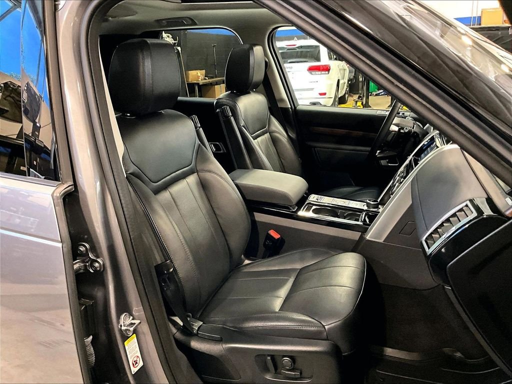 Used 2020 Gray Land Rover HSE image 11