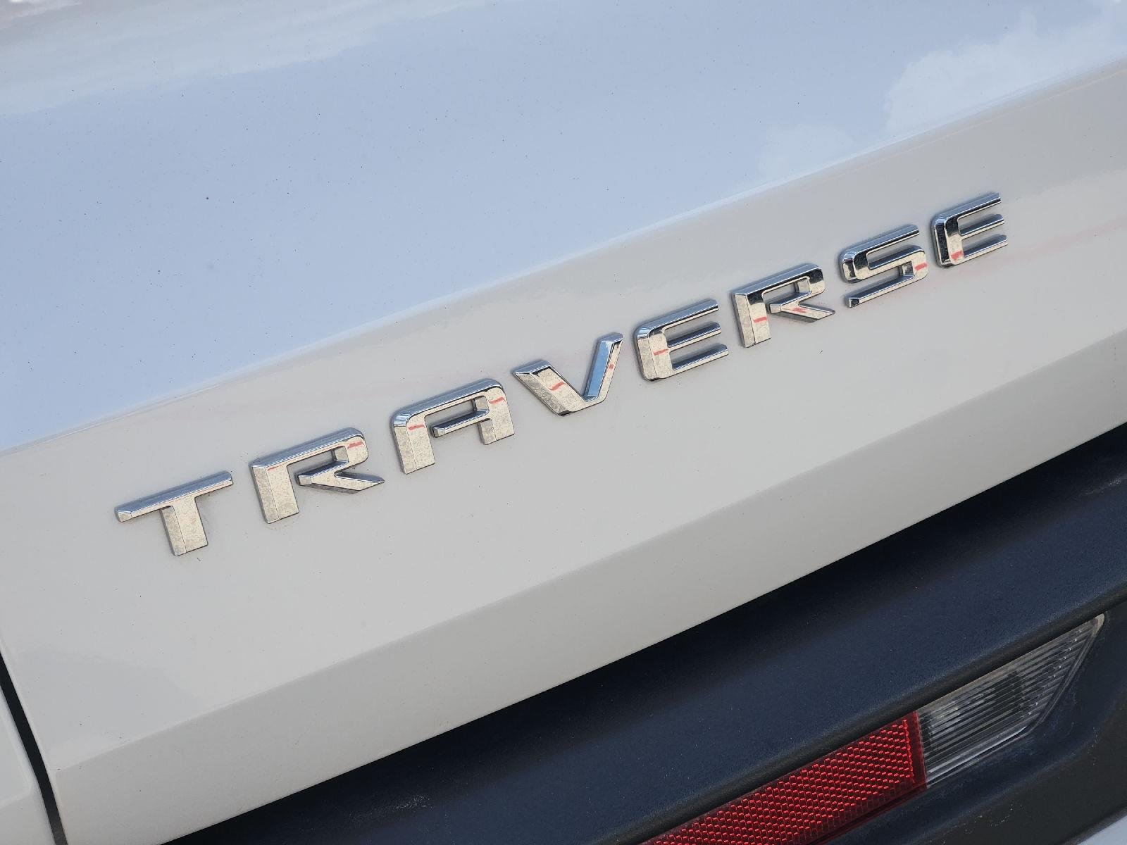 2025 Chevrolet Traverse LT - Photo 12
