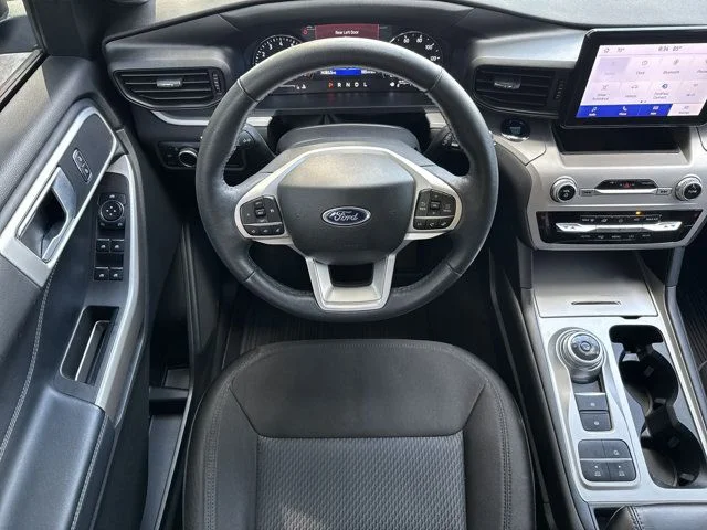 Used 2023 Gray Ford XLT image 17