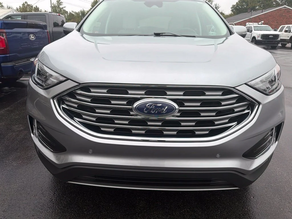 Used 2024 Iconic Silver Metallic Ford Titanium image 7
