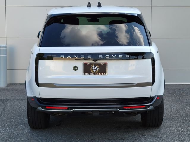Certified Used 2025 White Land Rover Autobiography image 17