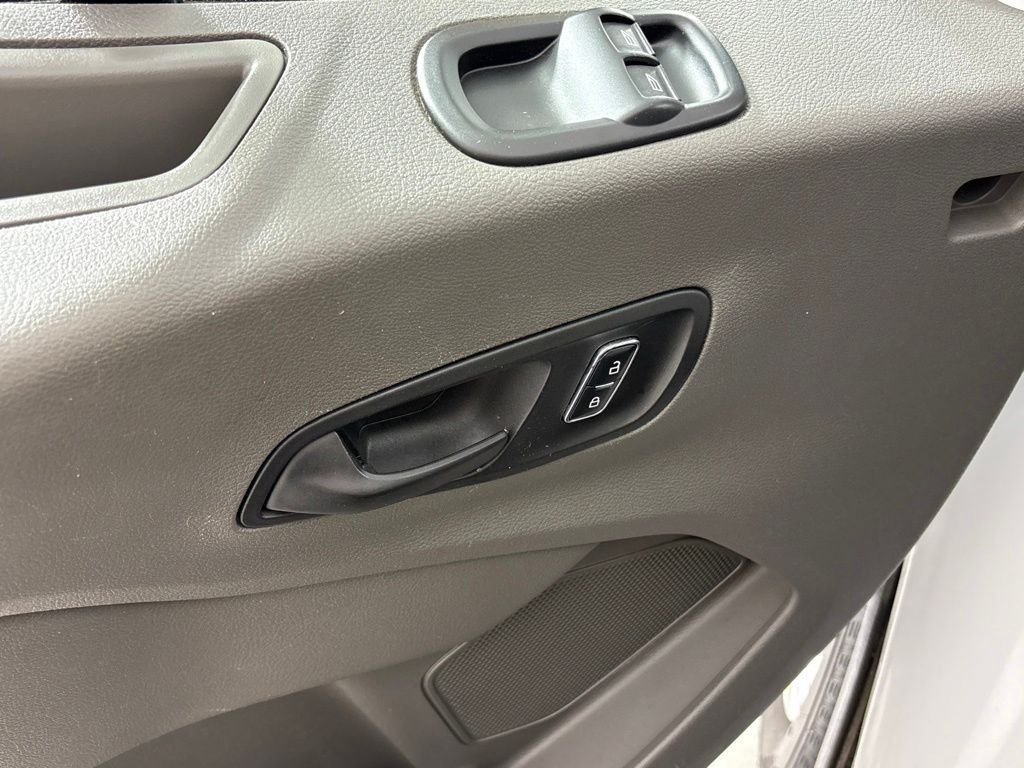 Used 2023 White Ford XLT image 21