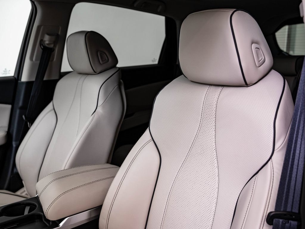 Used 2026 Platinum White Acura Advance Package image 23