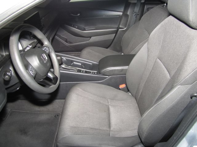 Certified Used 2024 Solar Silver Metallic Honda LX image 8