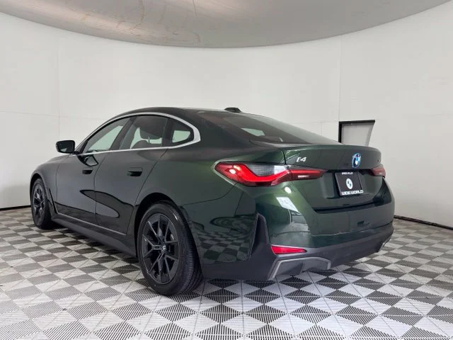 Used 2024 Green BMW xDrive40 image 5