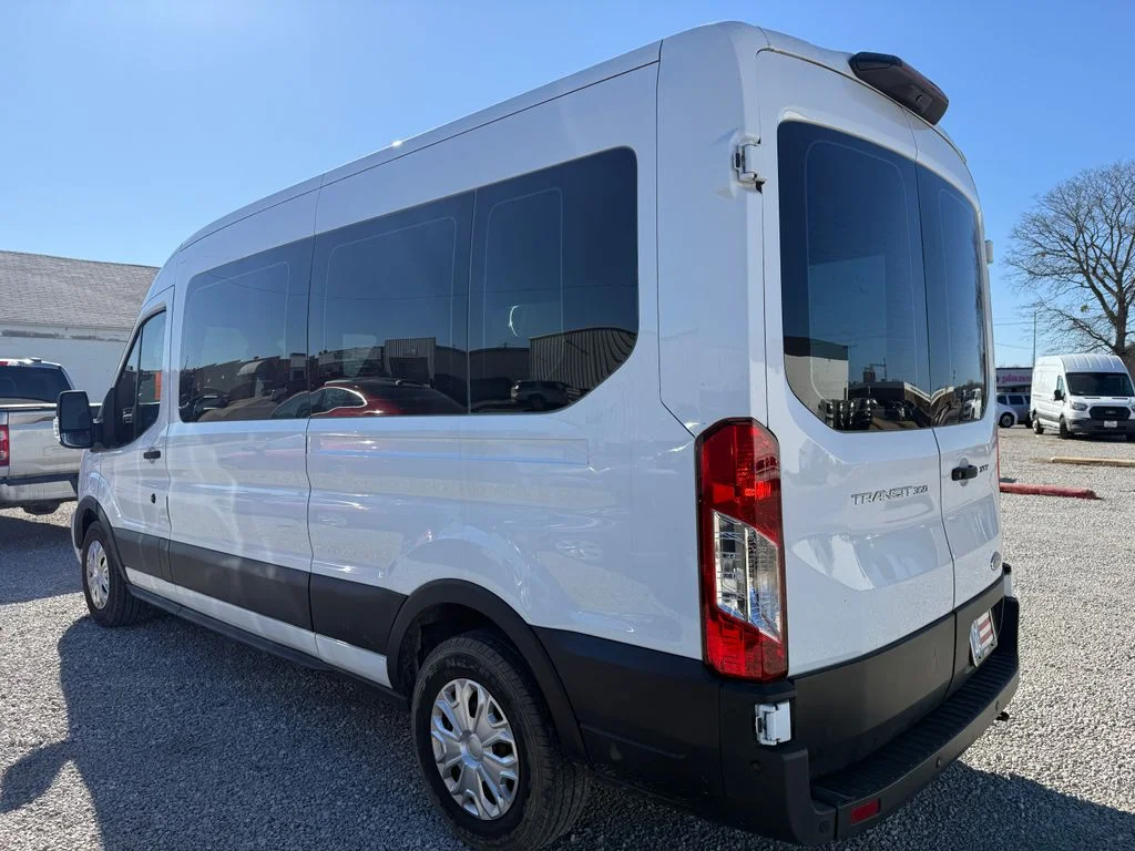Used 2021 White Ford XLT image 8