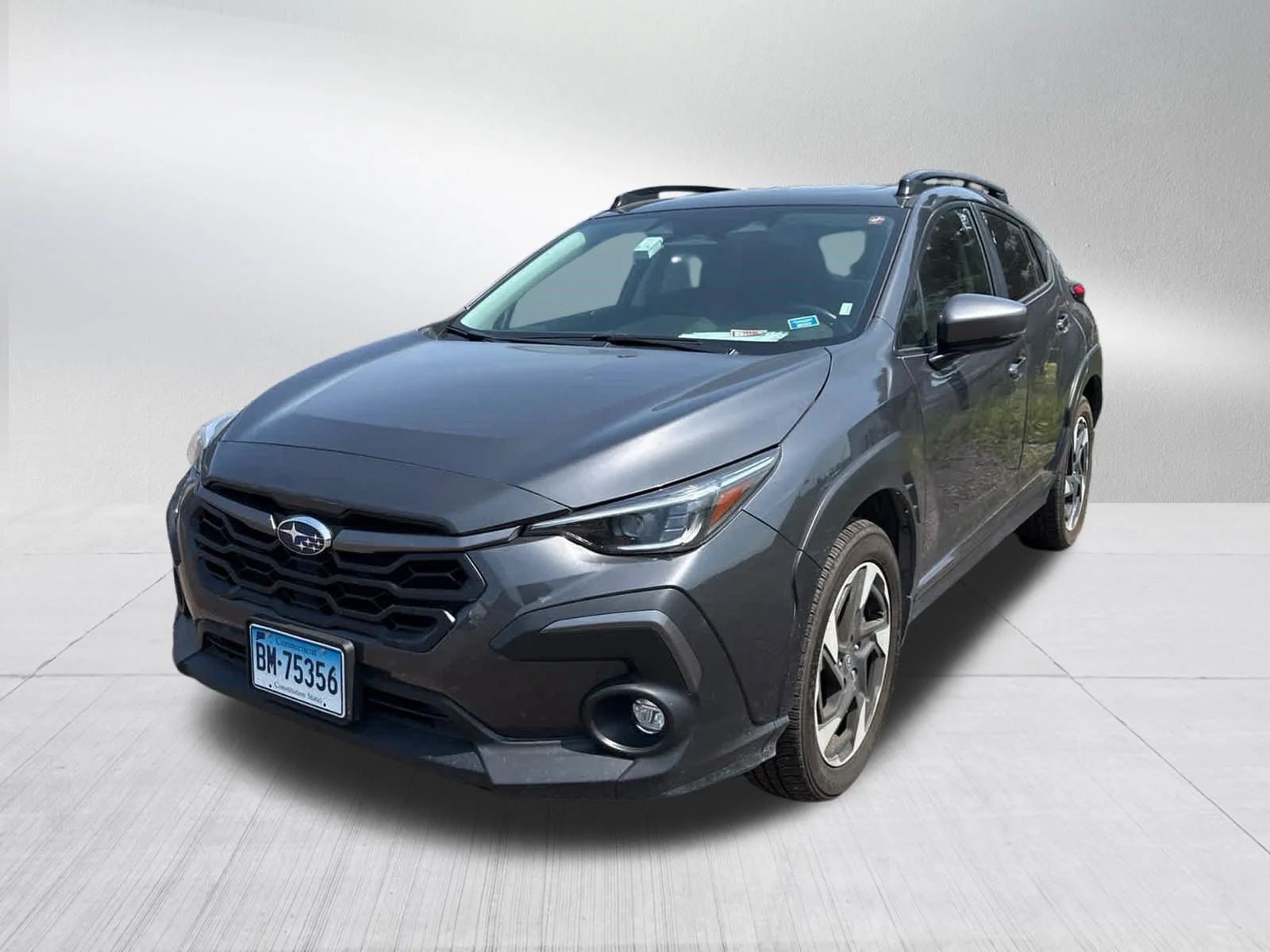 Used 2024 Magnetite Gray Metallic Subaru Limited image 2
