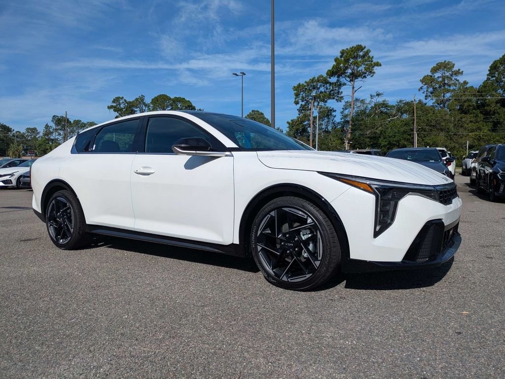New 2026 Snow White Pearl Kia GT-Line image 1