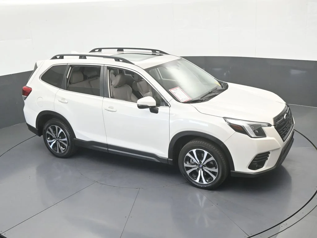 Used 2022 Crystal White Pearl Subaru Limited image 52