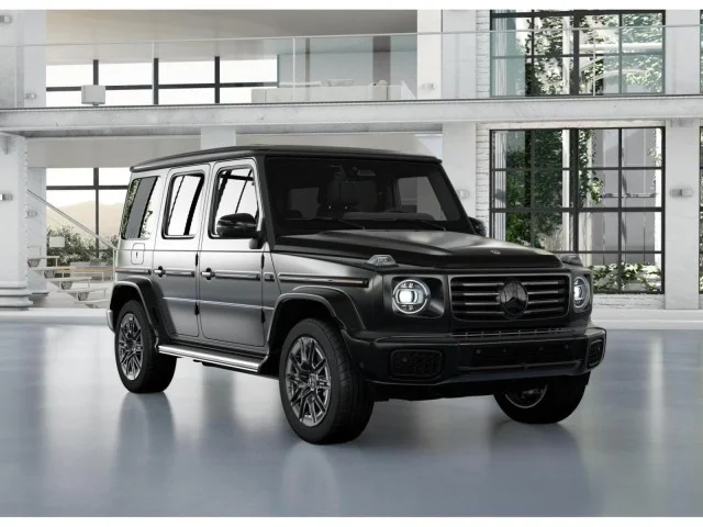 New 2027 MANUFAKTUR Night Black Magno Mercedes-Benz G 580 image 10