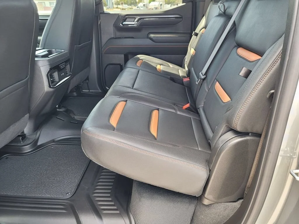 2026 GMC Sierra 1500 AT4 - Photo 8