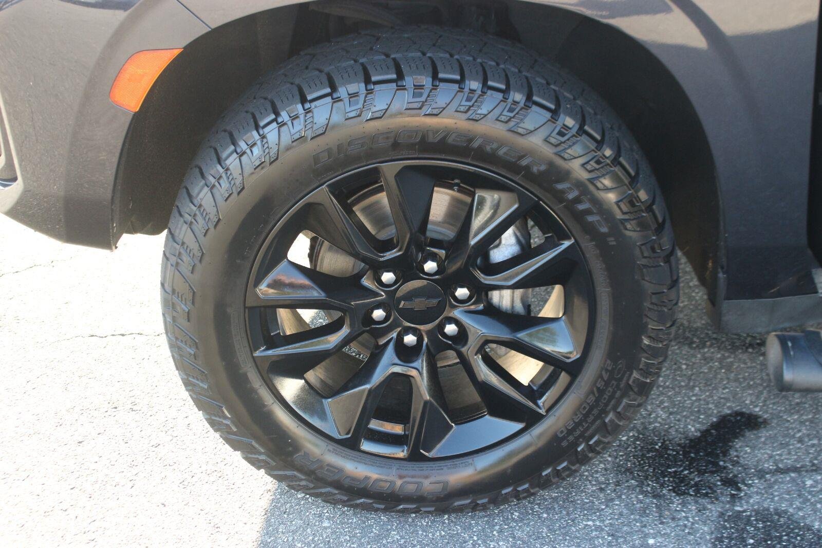 Used 2023 DARK ASH METALLIC Chevrolet Z71 image 45