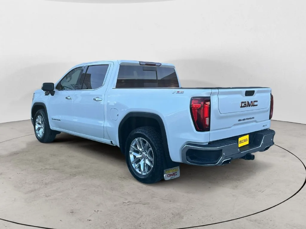 Used 2021 WHITE FROST TRICOAT GMC SLT image 11