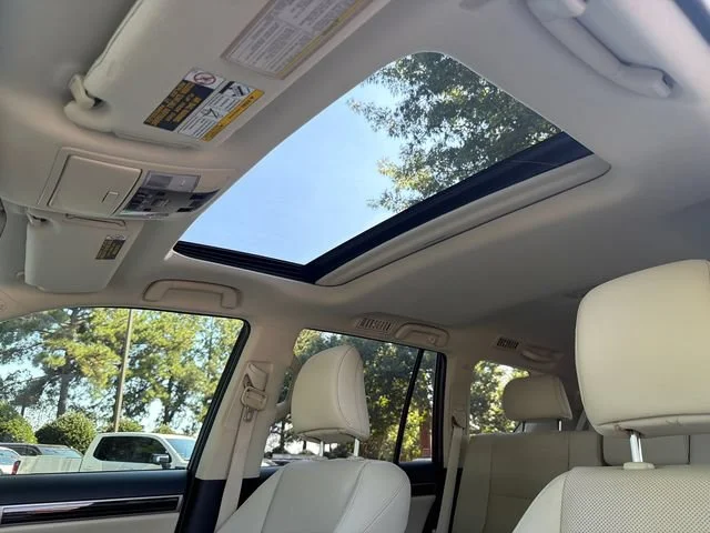 Used 2020 Gray Lexus GX 460 Premium image 33