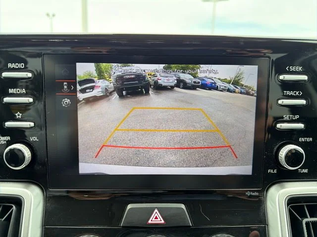 Used 2022 White Kia LX image 13