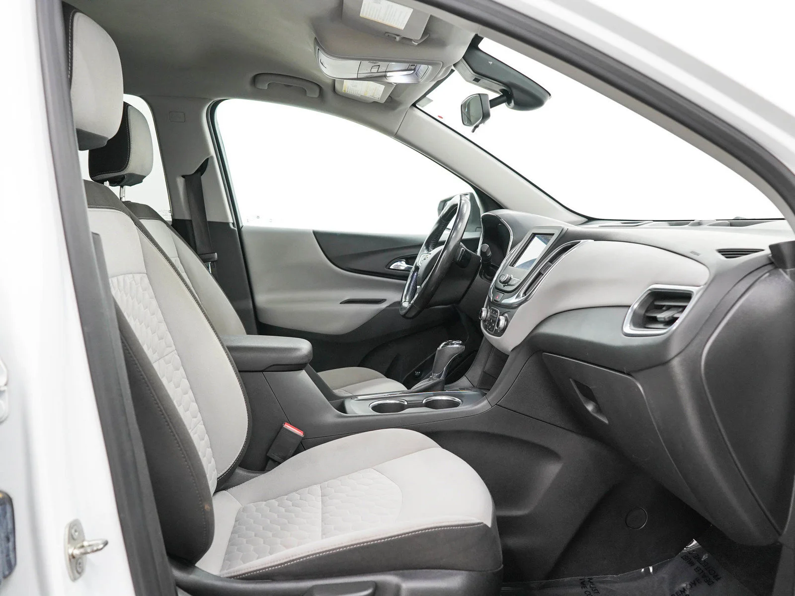 Used 2020 Summit White Chevrolet LT image 13