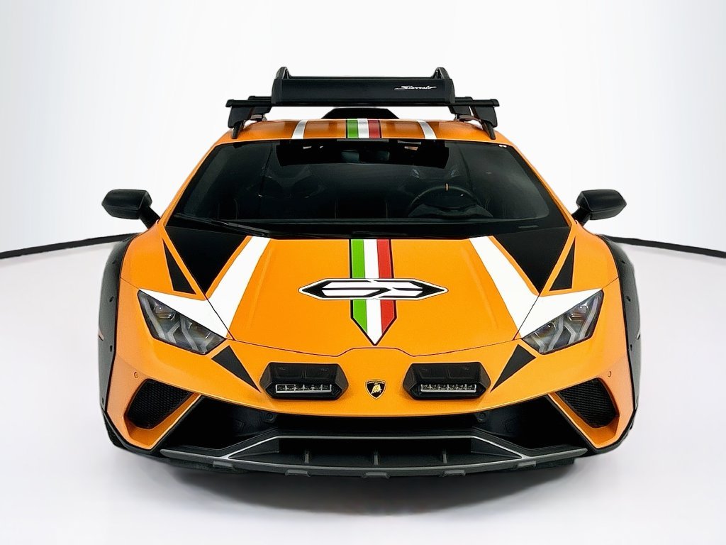 Used 2023 Orange Lamborghini  image 2