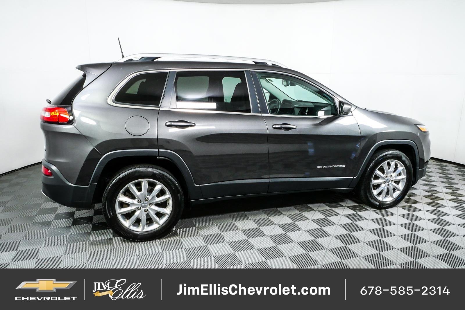 Used 2016 Jeep Cherokee Limited with VIN 1C4PJMDS7GW267612 for sale in Atlanta, GA