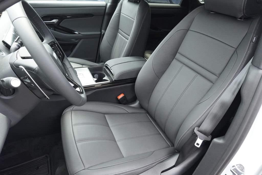 New 2026 Fuji White Land Rover Hoxton Edition image 20