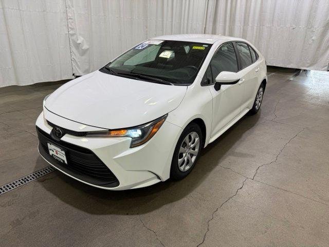 Certified Used 2024 ICE CAP Toyota  image 8