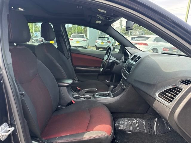 Used 2012 Blackberry Pearl Dodge SXT Plus image 9