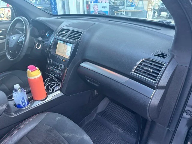 Used 2019 Gray Ford XLT image 19