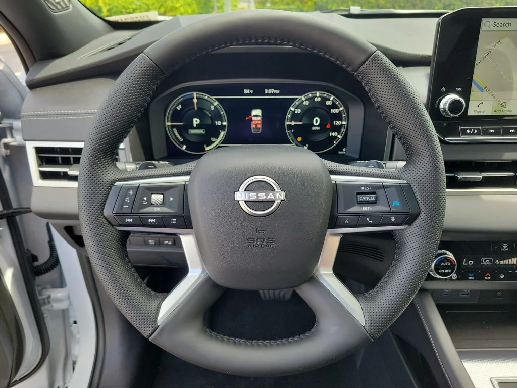 New 2026 White Nissan Platinum image 27