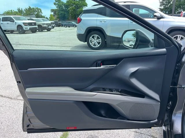 Used 2021 Gray Toyota LE image 9