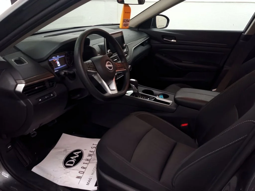 Used 2025 Gun Metallic Nissan SV image 7