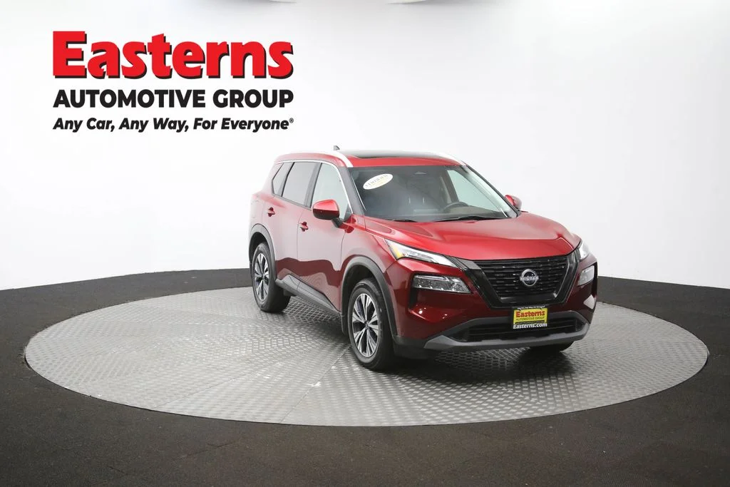 Used 2023 Red Nissan SV image 53