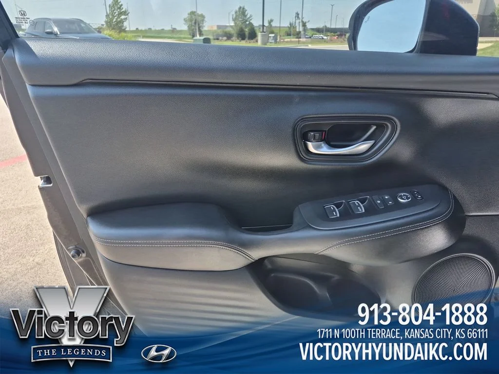 Used 2024  Honda EX-L image 10