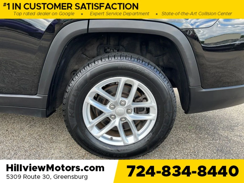 Certified Used 2023 Diamond Black Jeep Laredo image 12