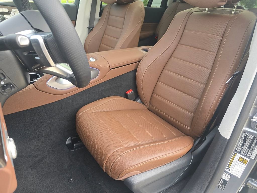 New 2026 Selenite Grey Metallic Mercedes-Benz GLS 450 image 65