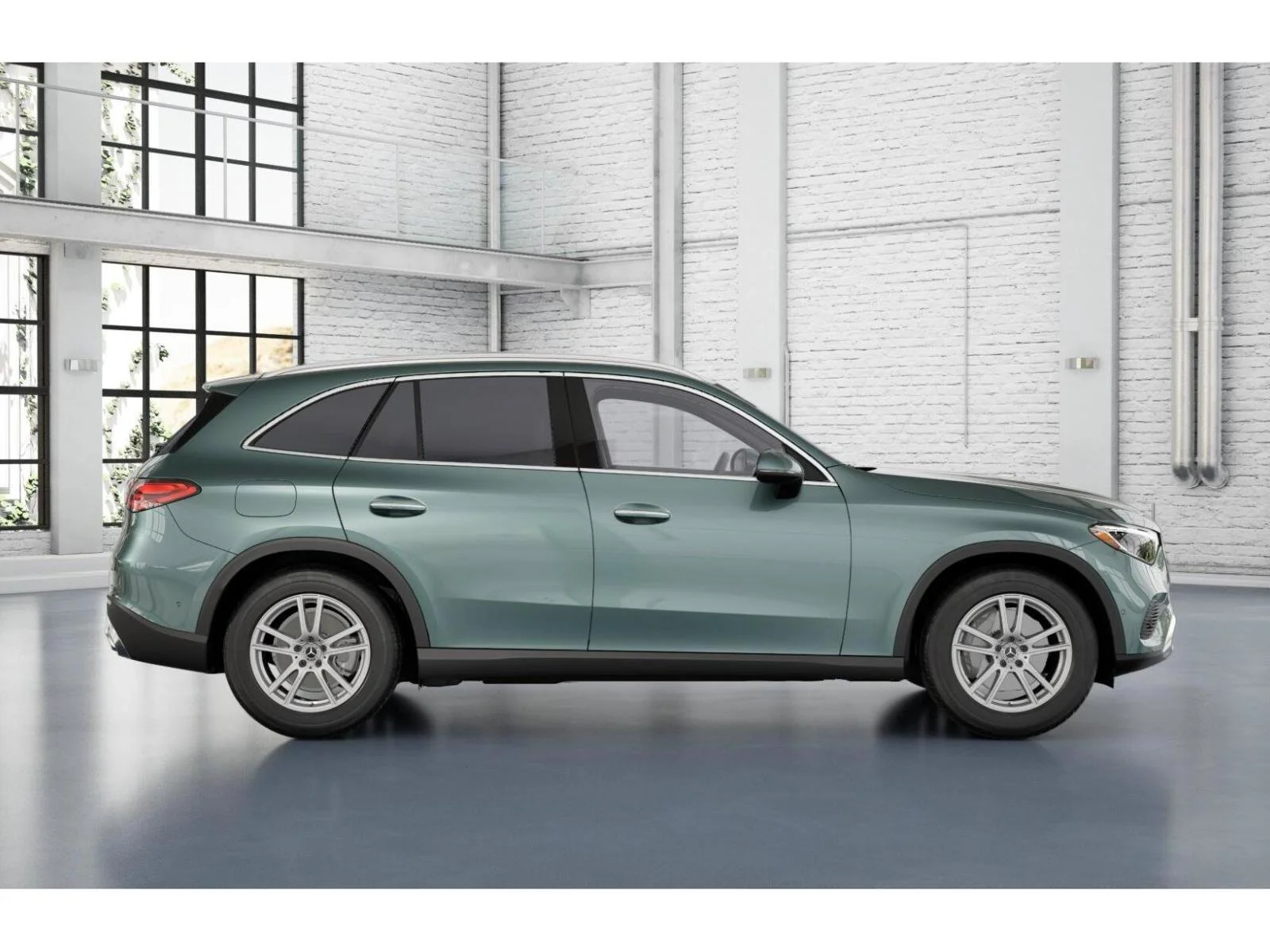 New 2026 VERDE SILVER Mercedes-Benz GLC 300 image 2
