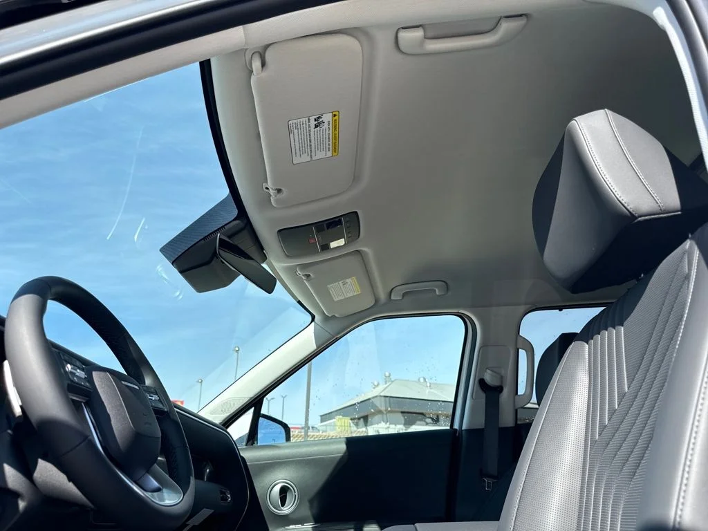 New 2026 White Hyundai SEL image 21