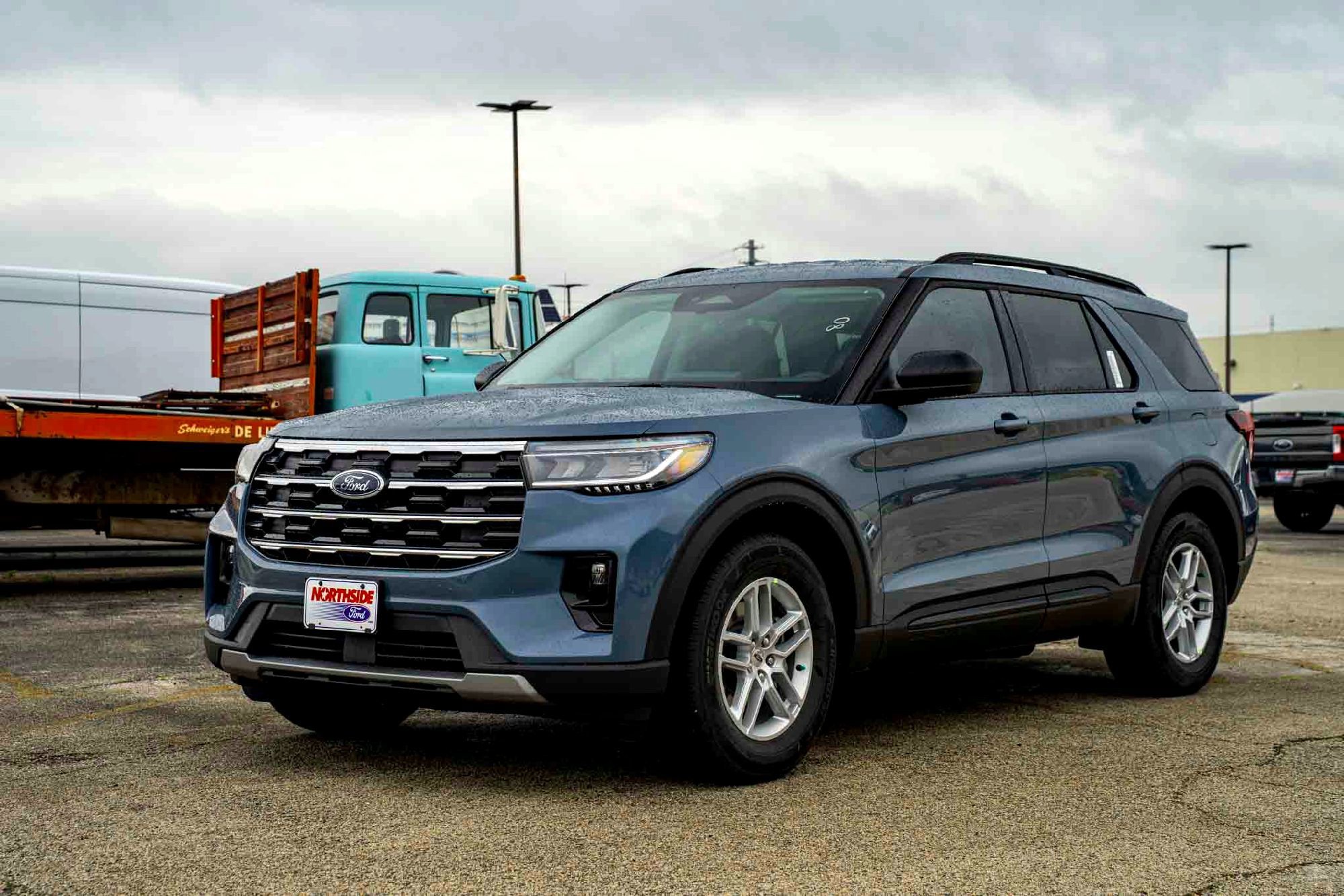 New 2026 Vapor Blue Metallic Ford Active image 7