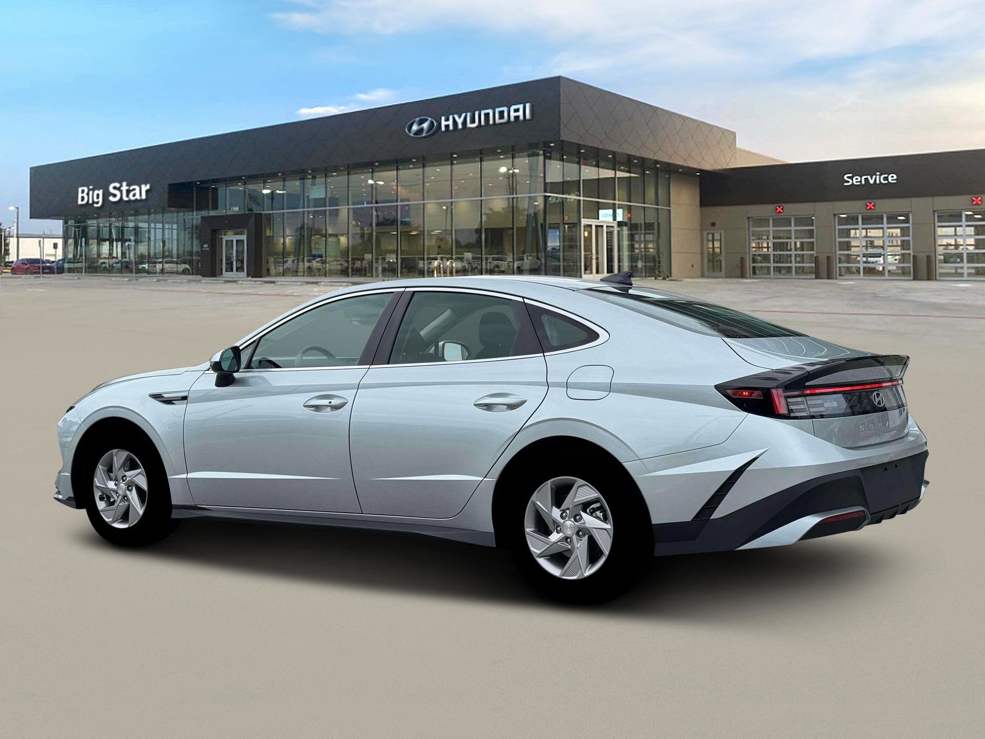 New 2026 Aero Silver Hyundai SE image 4